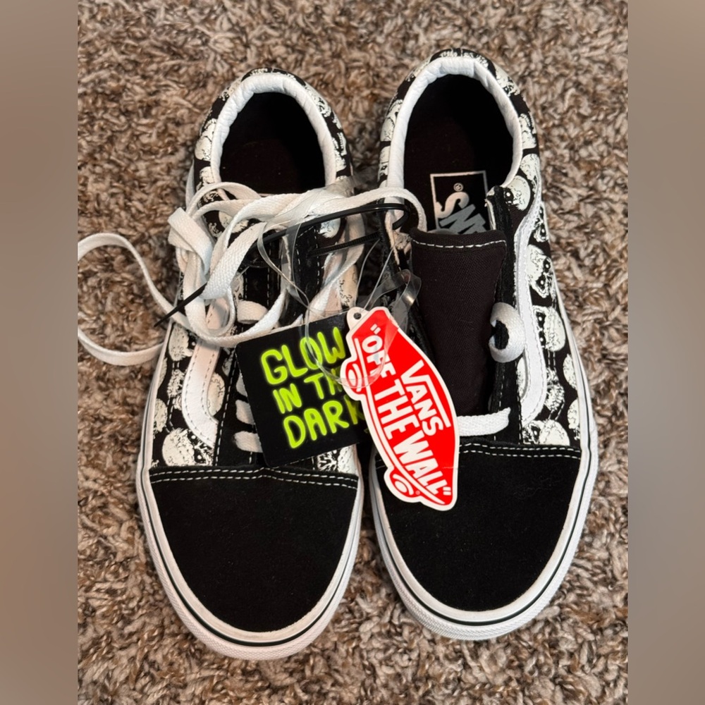 Vans glow in the dark! NWT